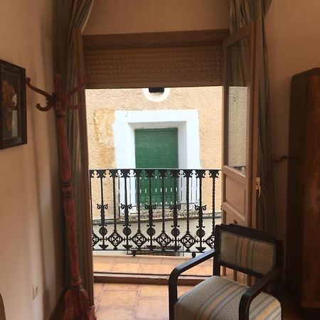 Casa Rural Puerta De La Iglesia إلتشي دي لا سييرا المظهر الخارجي الصورة