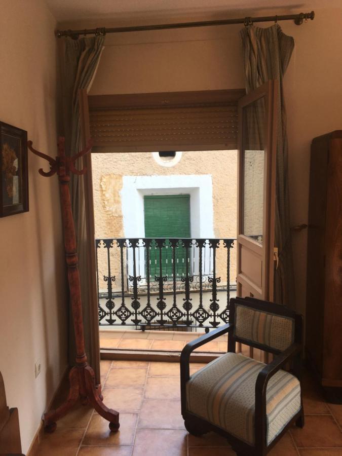 Casa Rural Puerta De La Iglesia إلتشي دي لا سييرا المظهر الخارجي الصورة